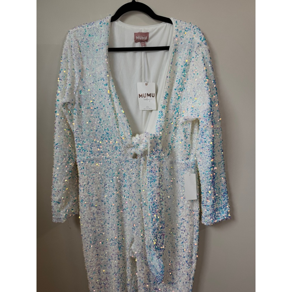 Show Me Your Mumu White Iridescent Sequin Jumpsuit Tie Front Flare XXL NEW - Picture 4 of 6